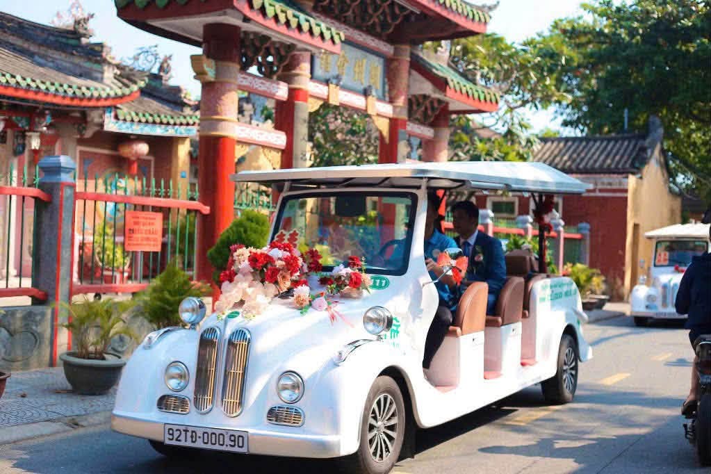 Xe điện cưới FaifoGoGreen trong ngày đón dâu